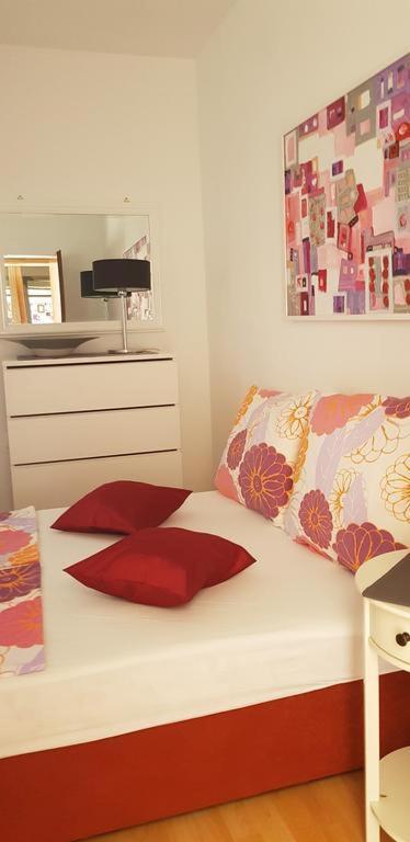 Summer Lounge Apartment Trogir Eksteriør bilde